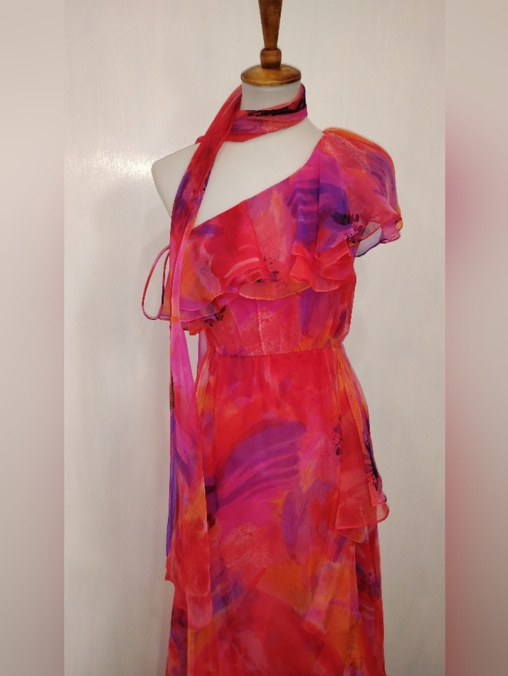 VINTAGE LILLIE RUBIN RUFFLED GOWN - Picture 13 of 15